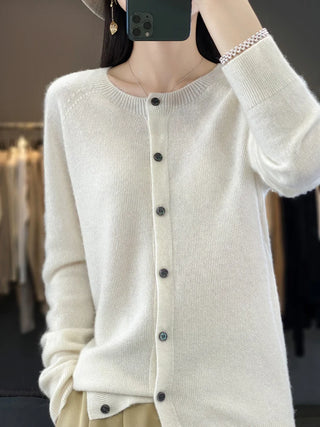 Cardigan en tricot à boutons blanc cassé, patte boutonnée, coupe ample