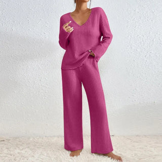 Ensemble pull col V manches longues et pantalon côtelé rose fuchsia