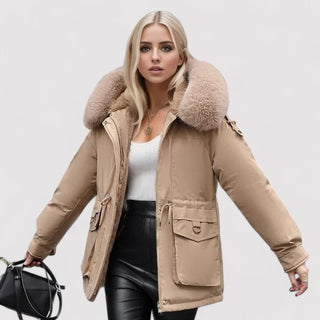 Manteau d’hiver Sofia beige, capuche fourrée, veste chaude zippée avec poches