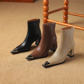 Bottines à talon bloc et bout pointu : noir, marron et beige clair