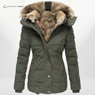Manteau d'hiver matelassé vert armée à capuche bordée de fausse fourrure