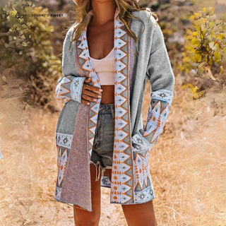Cardigan long gris chiné à motifs géométriques Aztec sur le devant et les manches
