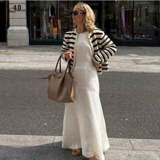 Cardigan rayé Aimee™ à manches longues, rayures noir et écru, boutons visibles
