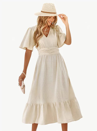 Robe d'été midi avec décolleté en V et taille cintrée – Décontractée & Féminine