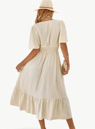 Robe d'été midi avec décolleté en V et taille cintrée – Décontractée & Féminine