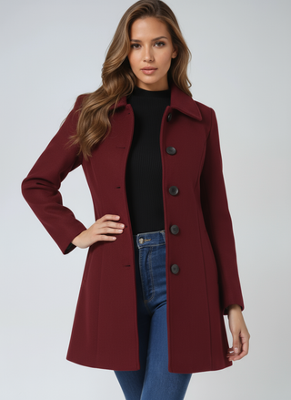 Manteau trench bordeaux Aveline, col tailleur, boutons sur la patte, mi-cuisse.