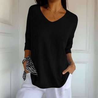 Pull femme ample à col V noir, manches trois-quarts, maille légère