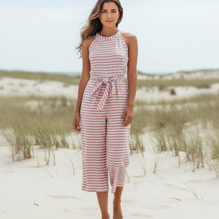 Combinaison en lin rayée sans manches rose et blanche, ceinture à nouer, pantalon large court