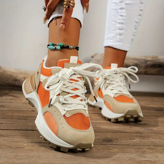 Baskets confort femme Salma™ beiges et orange, lacets blancs, semelle crantée