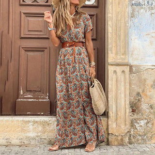 Robe maxi style boho avec motif paisley et ceinture