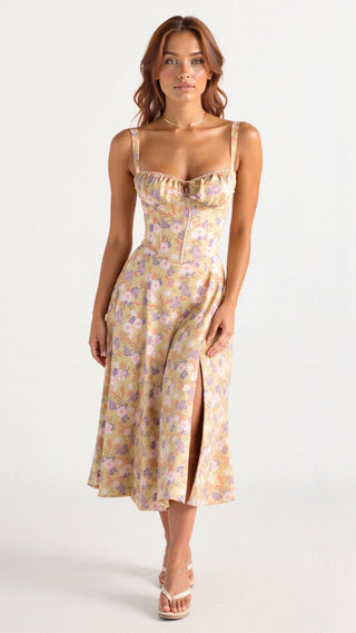 Robe corset mi-longue élégante portée soirée, vue ensemble