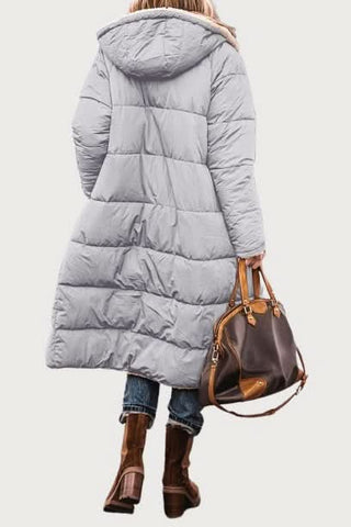 Manteau réversible Dual-Face Noa à capuche, matelassé long gris clair, fermeture boutonnée