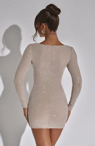 Lana | Robe courte ajustée avec manches longues et subtils effets scintillants