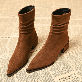 Bottes femme en suédine marron, talon bloc et bout pointu, fermeture éclair latérale