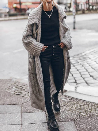 Cardigan long oversize gris en tricot côtelé à col en lapel, coupe ample, ouvert